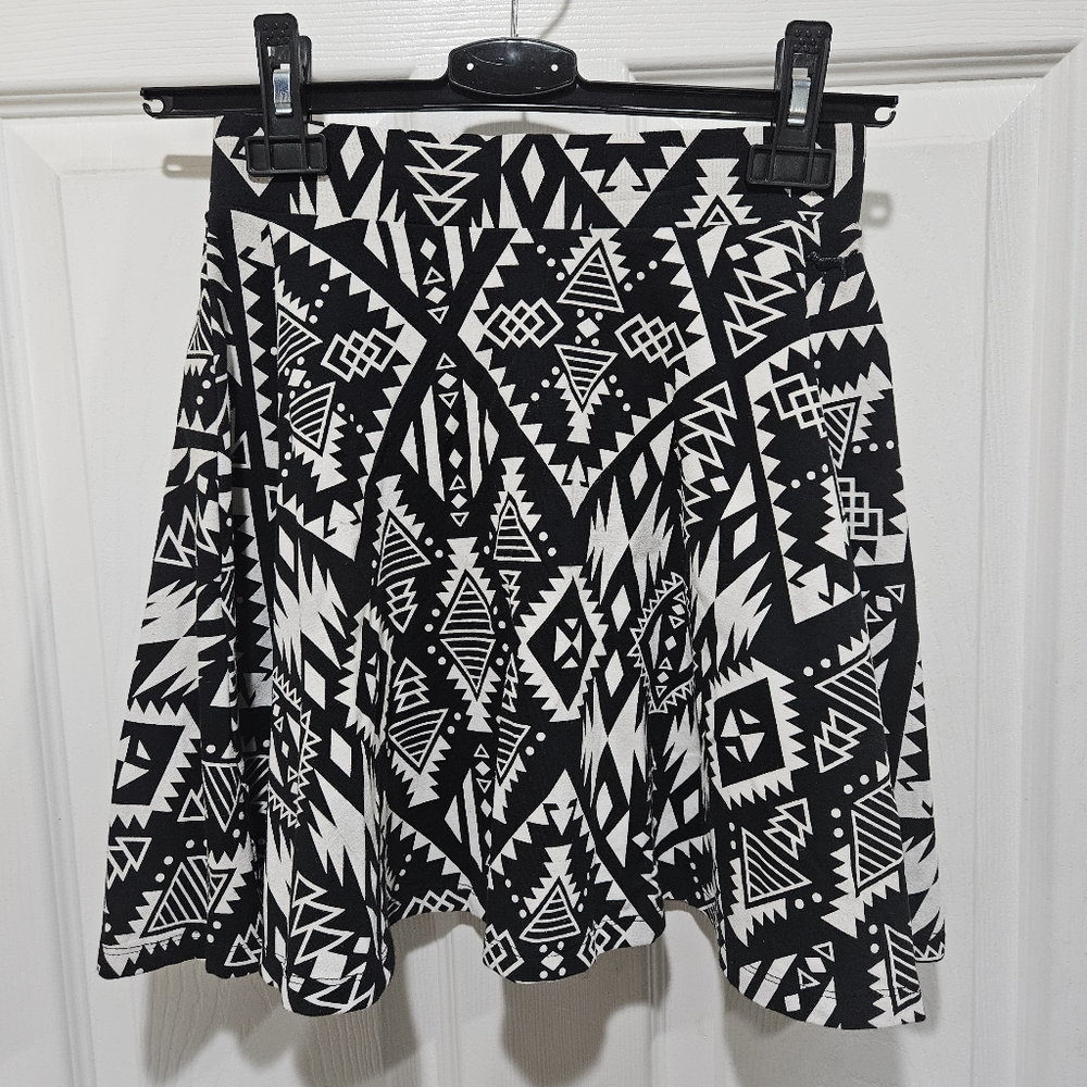 ⚡ 2 for $5 - Victoria's Secret Pink Skater Skirt